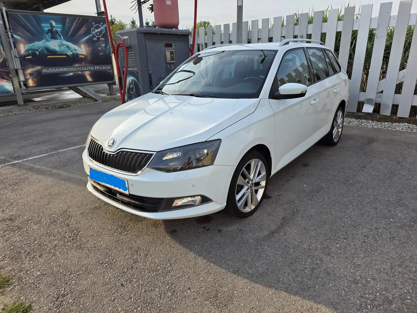 Skoda Fabia Fabia Combi Style 1,4 TDI DSG Style Weiß - 1