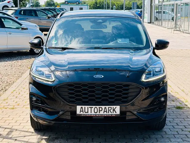 Ford Kuga view 2