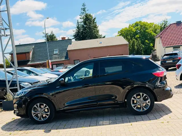 Ford Kuga view 4