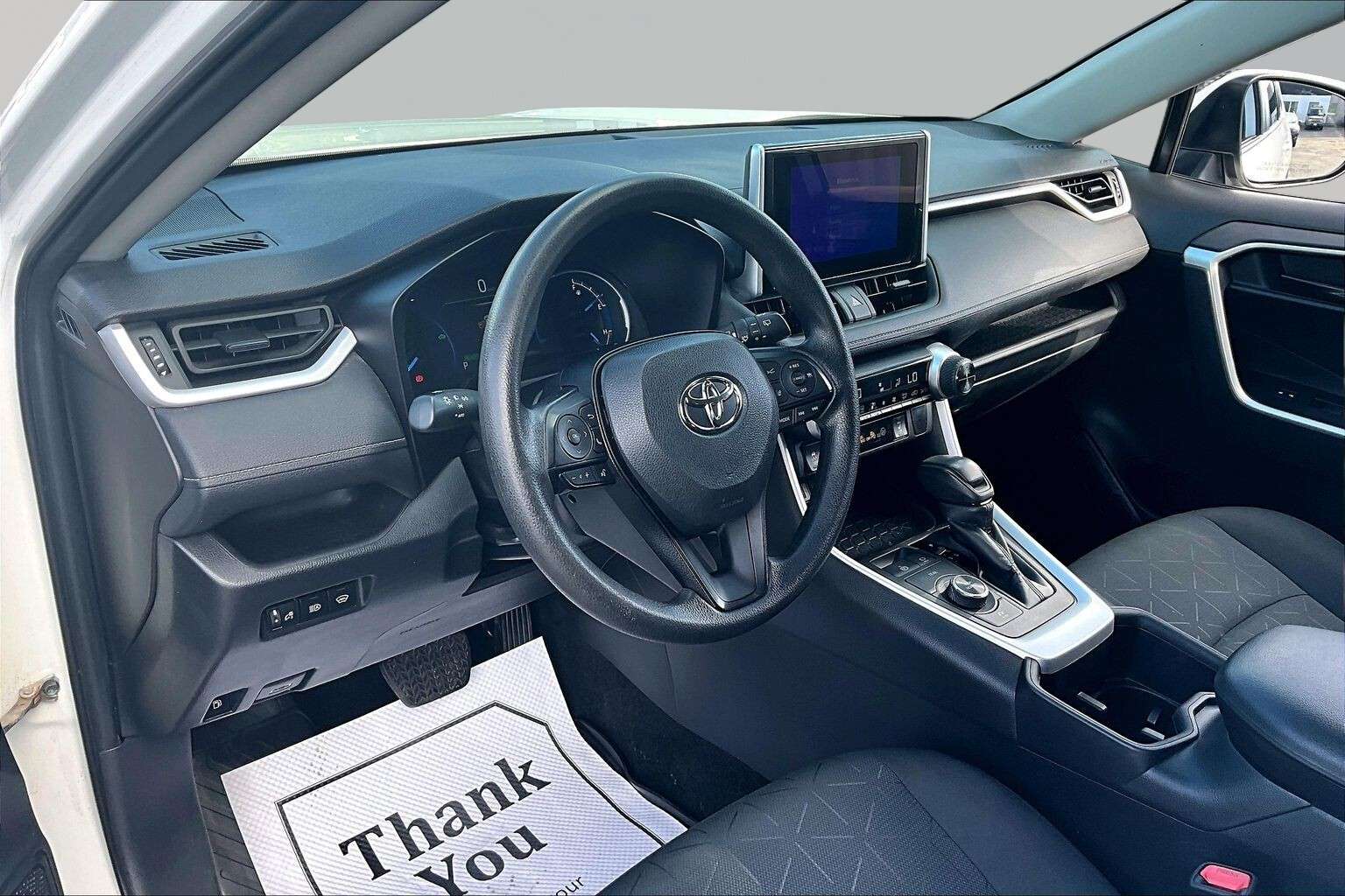2024 Toyota RAV4 Hybrid LE | AWD | 4x4 | Sunroof | Heated Seats — снимка 1