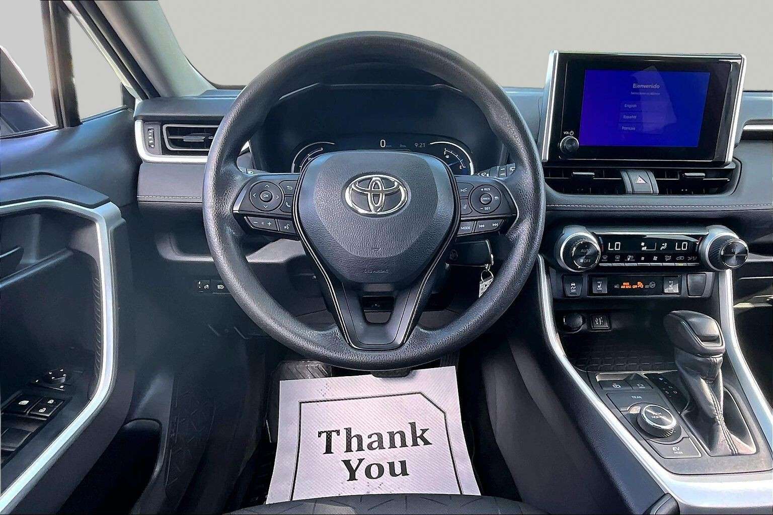 2024 Toyota RAV4 Hybrid LE | AWD | 4x4 | Sunroof | Heated Seats — снимка 1