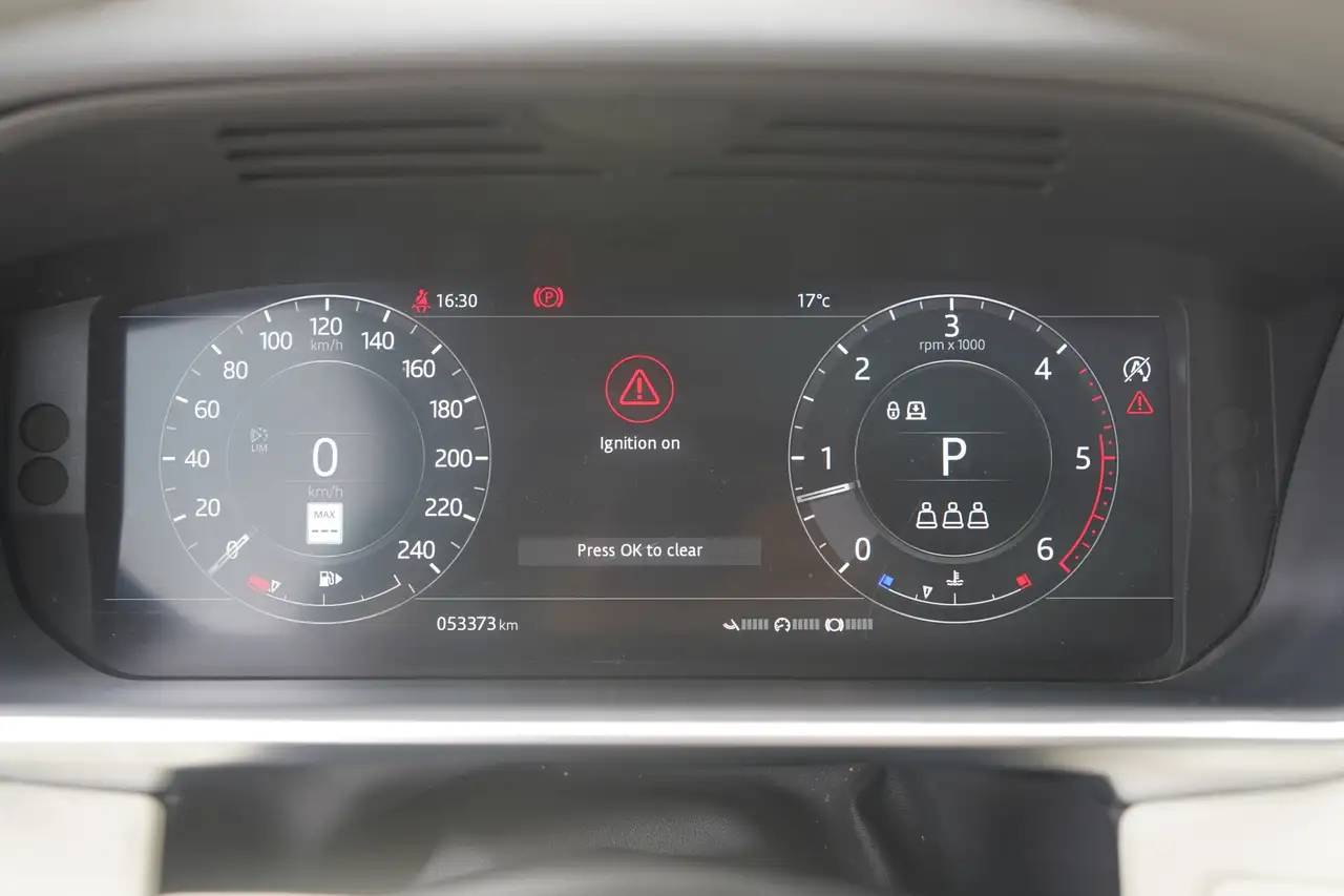 Land Rover Range Rover Sport снимка Land Rover Range Rover Sport