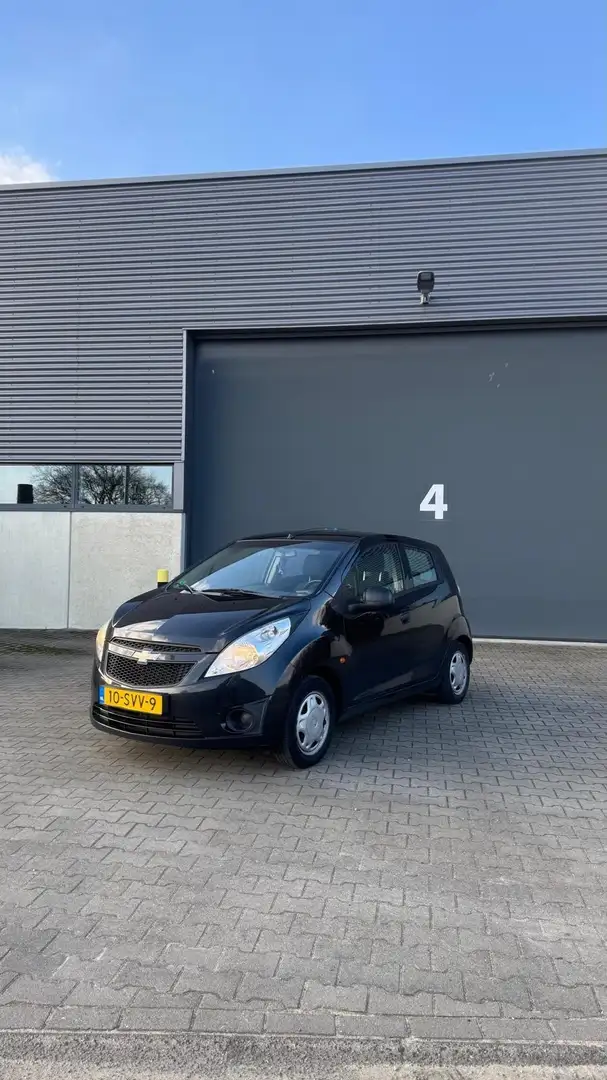 Chevrolet Spark 1.0 16V LS Bi-Fuel Zwart - 1