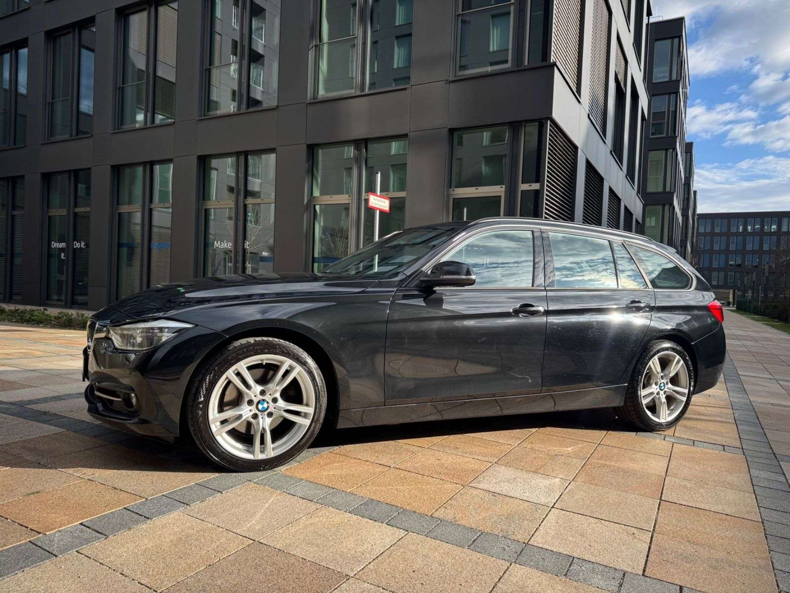 Second hand Bmw 3 Series 