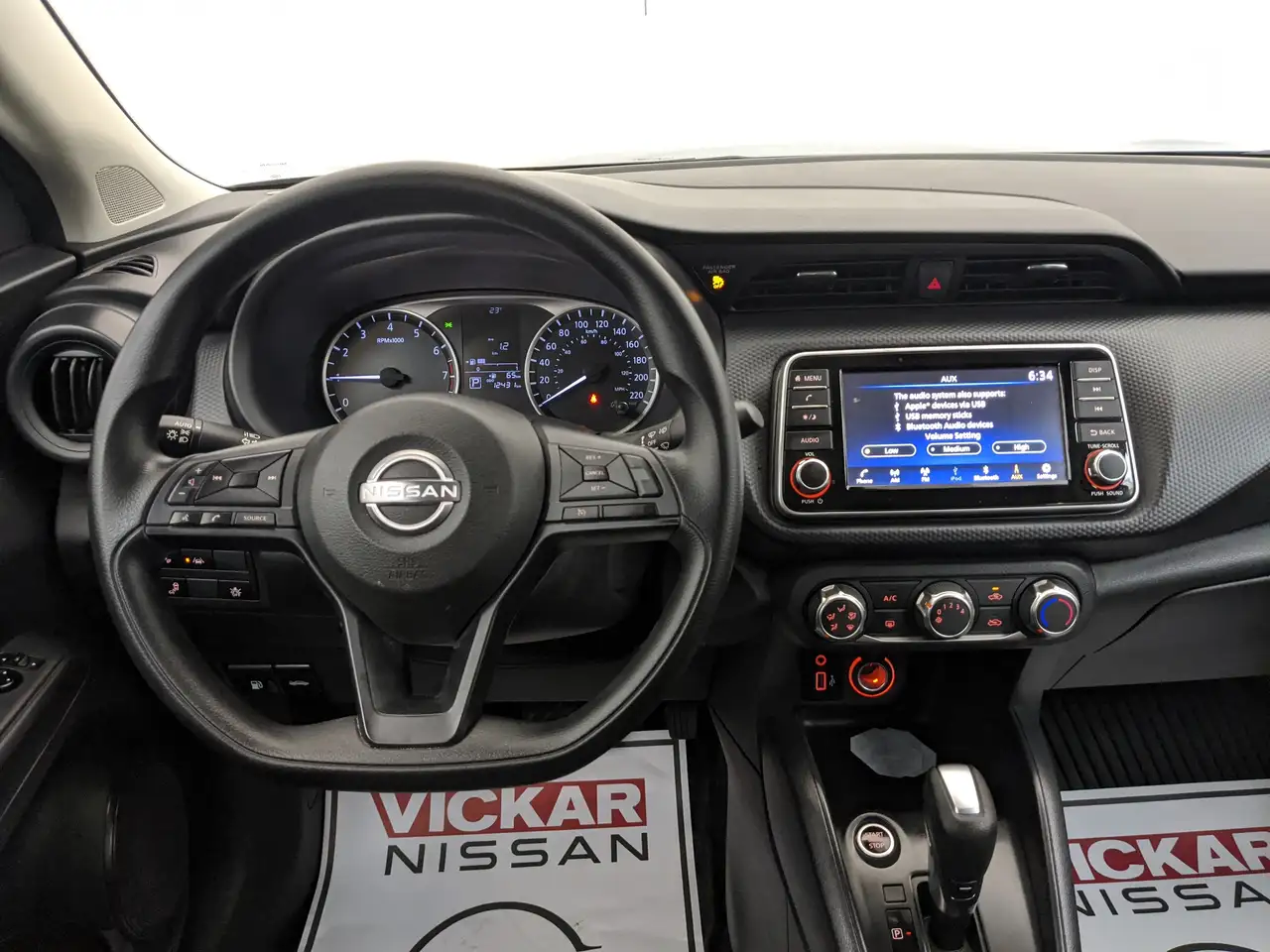 Nissan Kicks photo Nissan Kicks