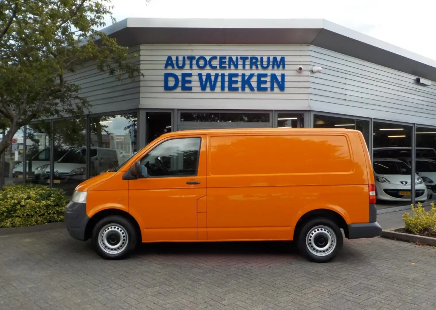 Volkswagen Transporter 2.0 BENZINE 3ZITS SCHUIFDEUR BTW/BPM VRIJ MARGE ME Oranje - 2