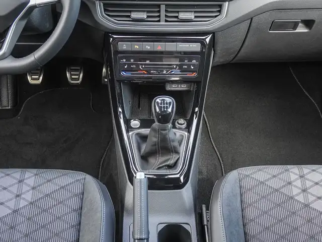 Volkswagen T-Cross view 14