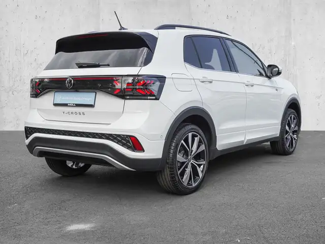 Volkswagen T-Cross view 4