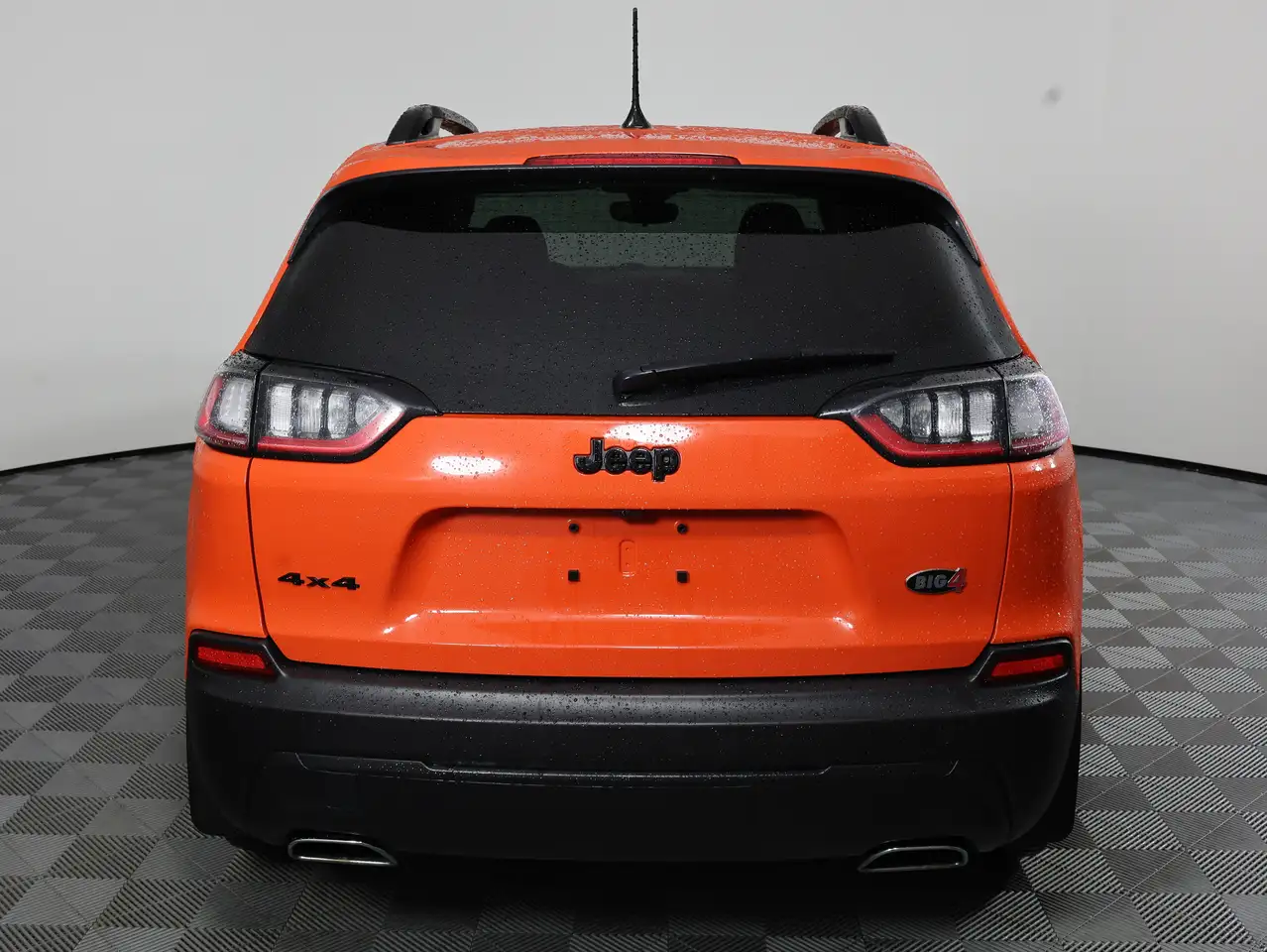 Jeep Cherokee снимка Jeep Cherokee
