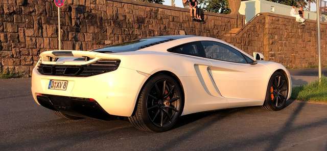McLaren MP4-12C 3.8 V8/MSO/KERAMIK/SOFTCLOSE/DEUTSCH