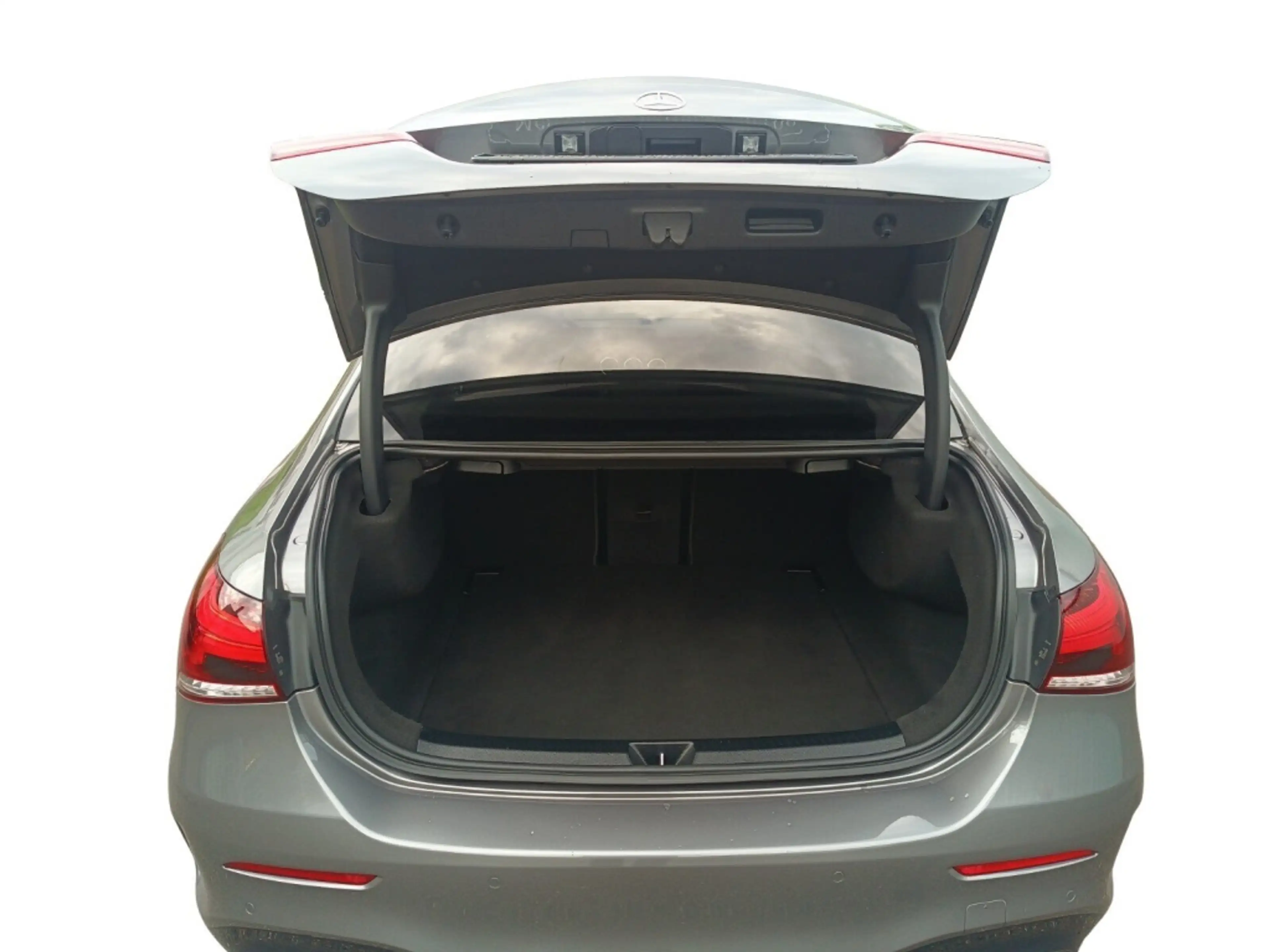 Mercedes-Benz A 35 AMG A 35 4MATIC Limousine 360 AUT Bel.Sitz DynLicht — photo 9