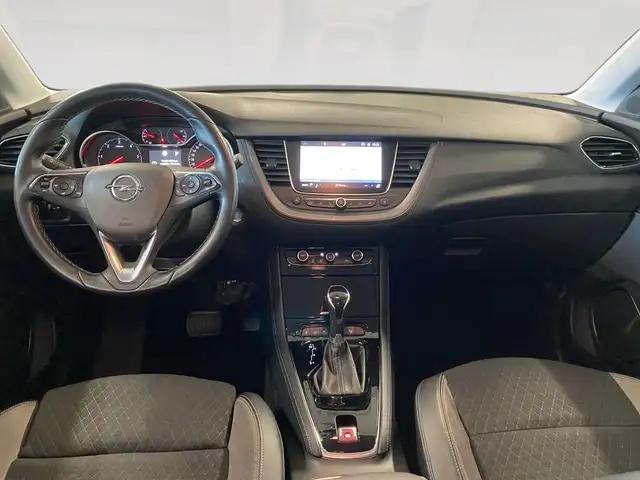Opel Grandland X view 6