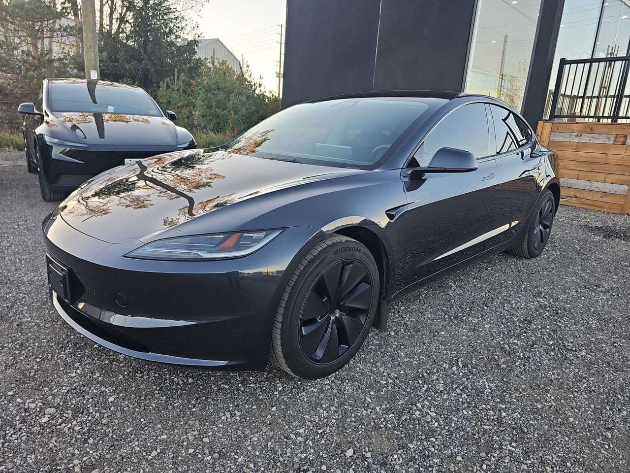 2026 Tesla Model 3 PREMIUM+CUIR+TOIT+BAS KM PREMIUM+CUIR+TOIT+BAS KM / LED+NAVI+CAMERA 360+AUTOPILOT