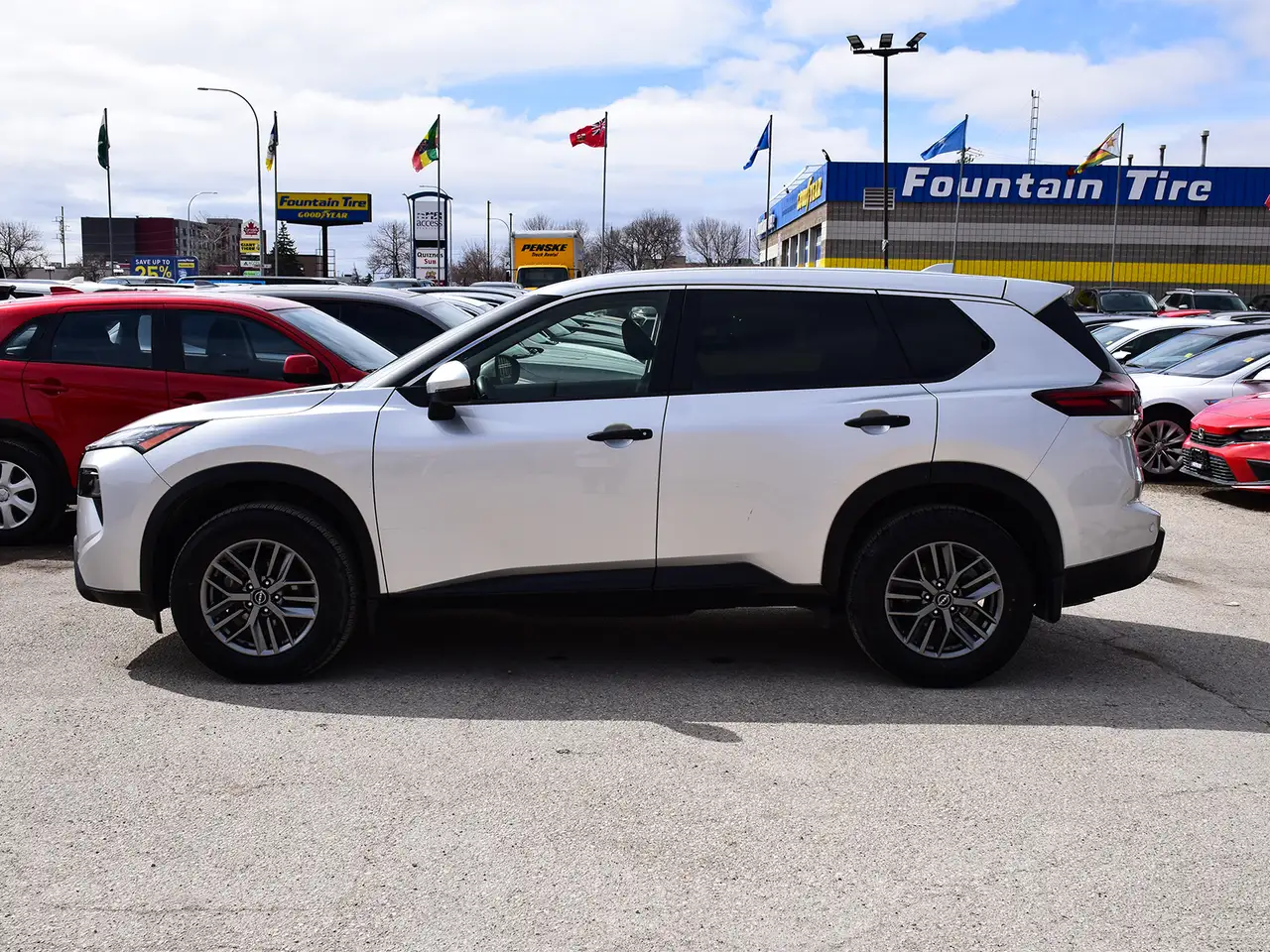 Nissan Rogue снимка Nissan Rogue