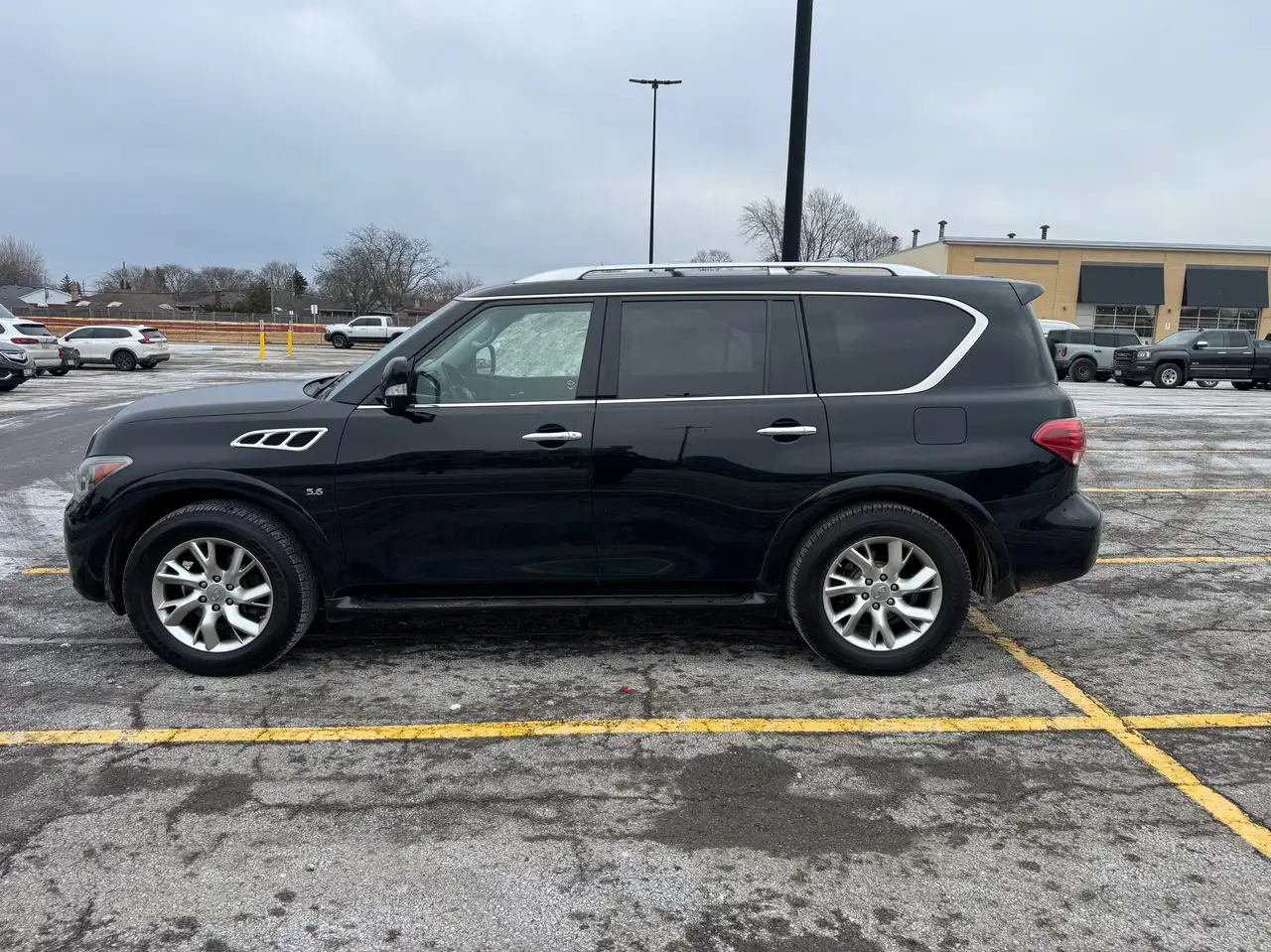 2014 Infiniti QX80
