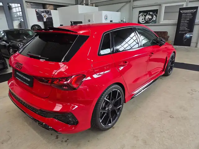 Audi RS3 view 10