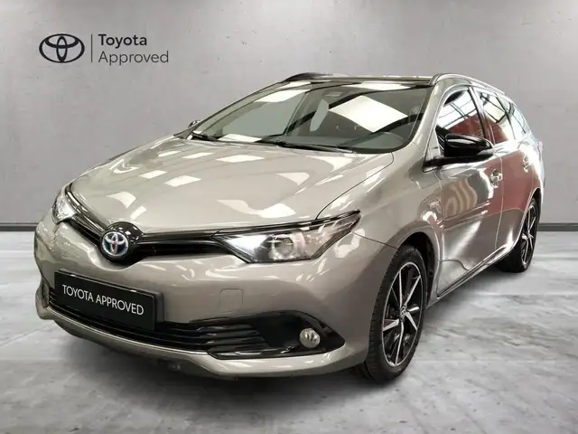 Toyota Auris Hybrid Black Edition