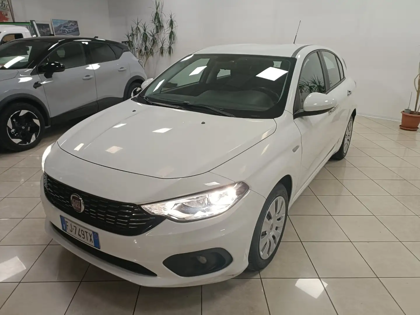 Fiat Tipo Tipo 5 porte 1.3 mjt Easy 95cv Bianco - 2