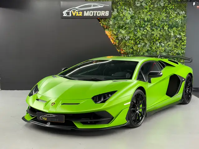 Lamborghini Aventador