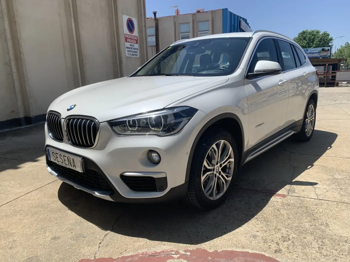 BMW X1 xDrive 20dA Blanco - 1