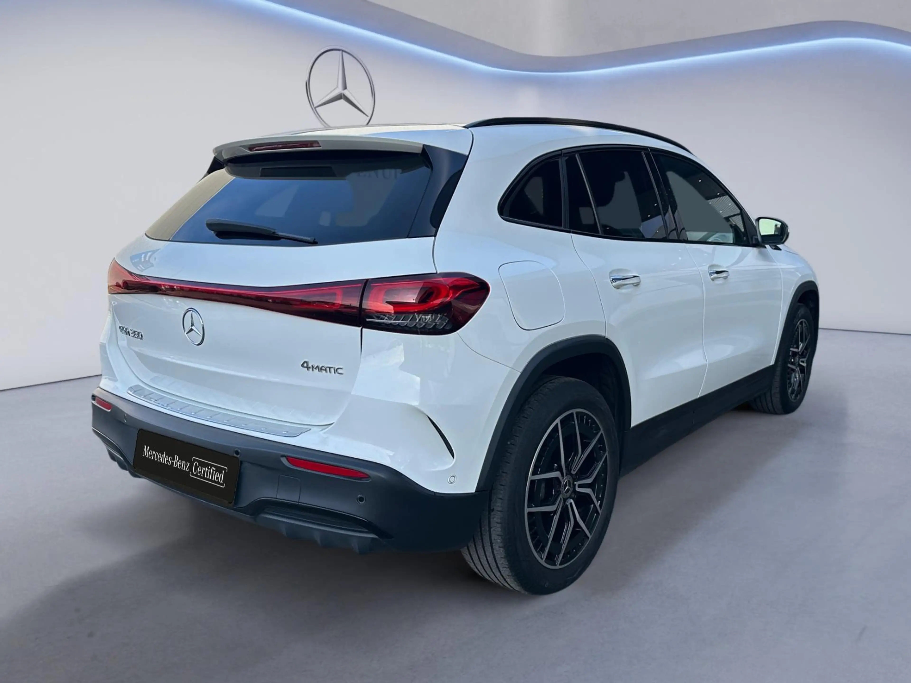 Mercedes-Benz EQA 350 EQA 4MATIC AMG Line — photo 5