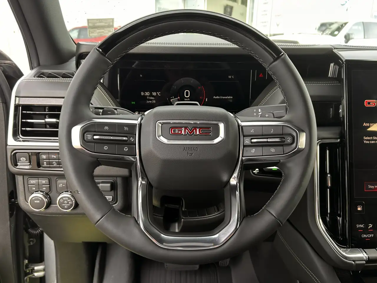 GMC Yukon снимка GMC Yukon
