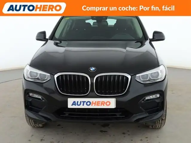 BMW X4 view 9