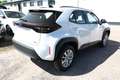 Toyota Yaris Cross Aut. Kam Sitzhz. ACC 16" CarPlay 68 kW (92 PS),... Weiß - thumbnail 3