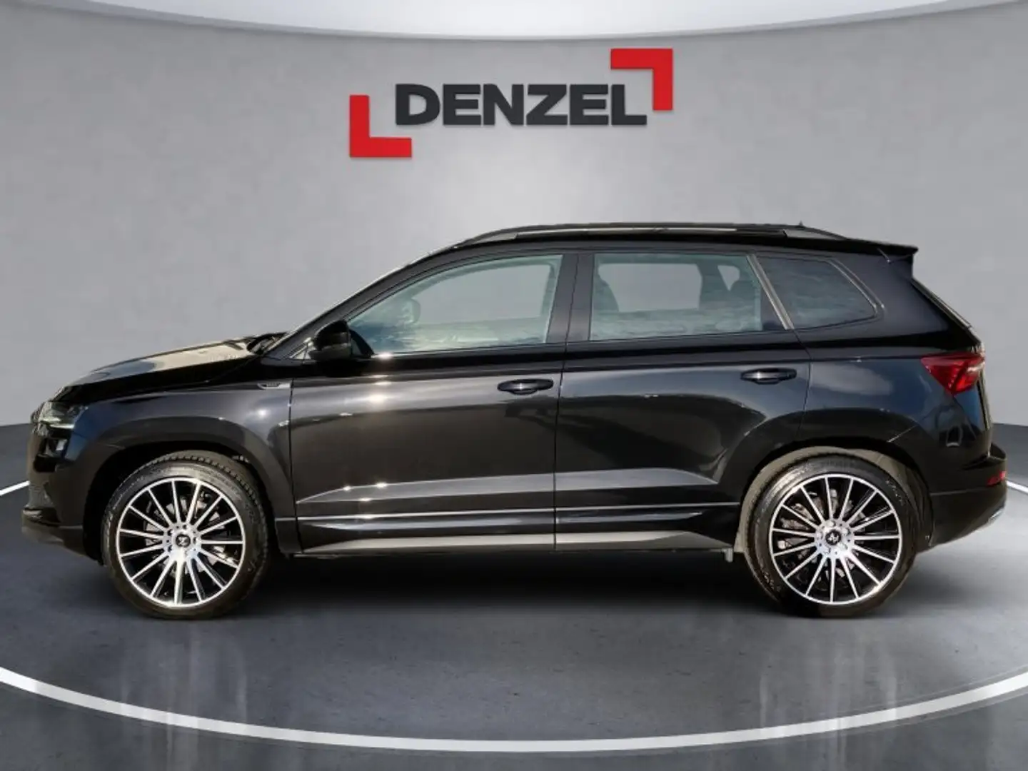 Skoda Karoq Allrad 2.0 TSI 4x4 DSG Sportline Schwarz - 2