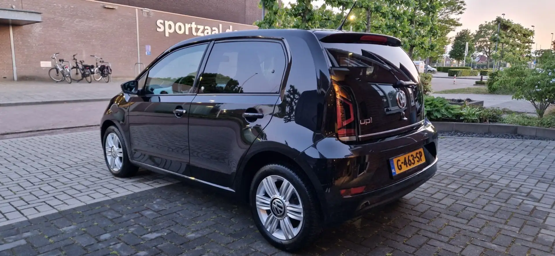Volkswagen up! 1.0 BMT beats Zwart - 2