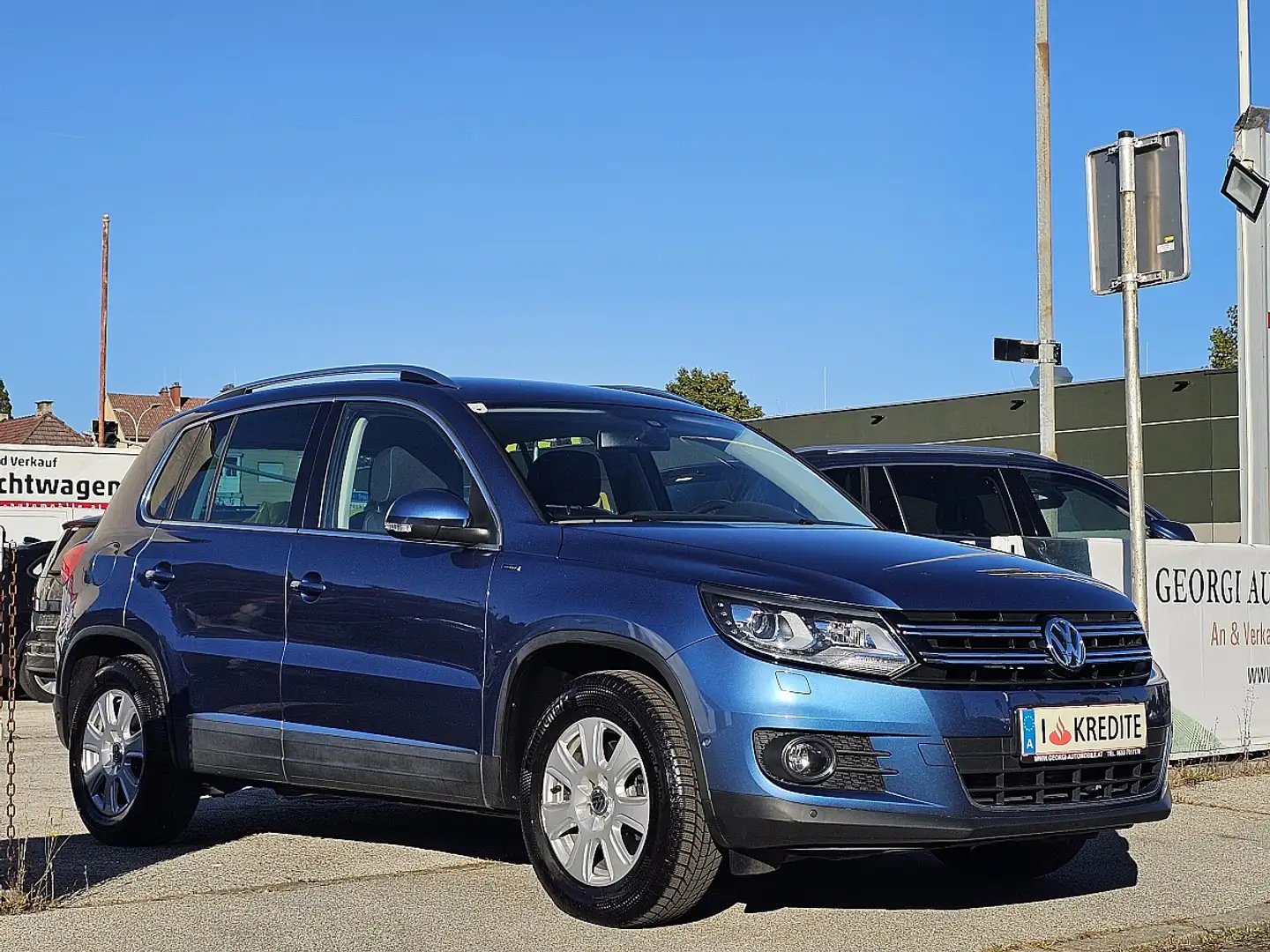 Volkswagen Tiguan 1,4 TSI Lounge 1-Hand Nur 87000 KM! Pickerl+Ser... Blau - 1