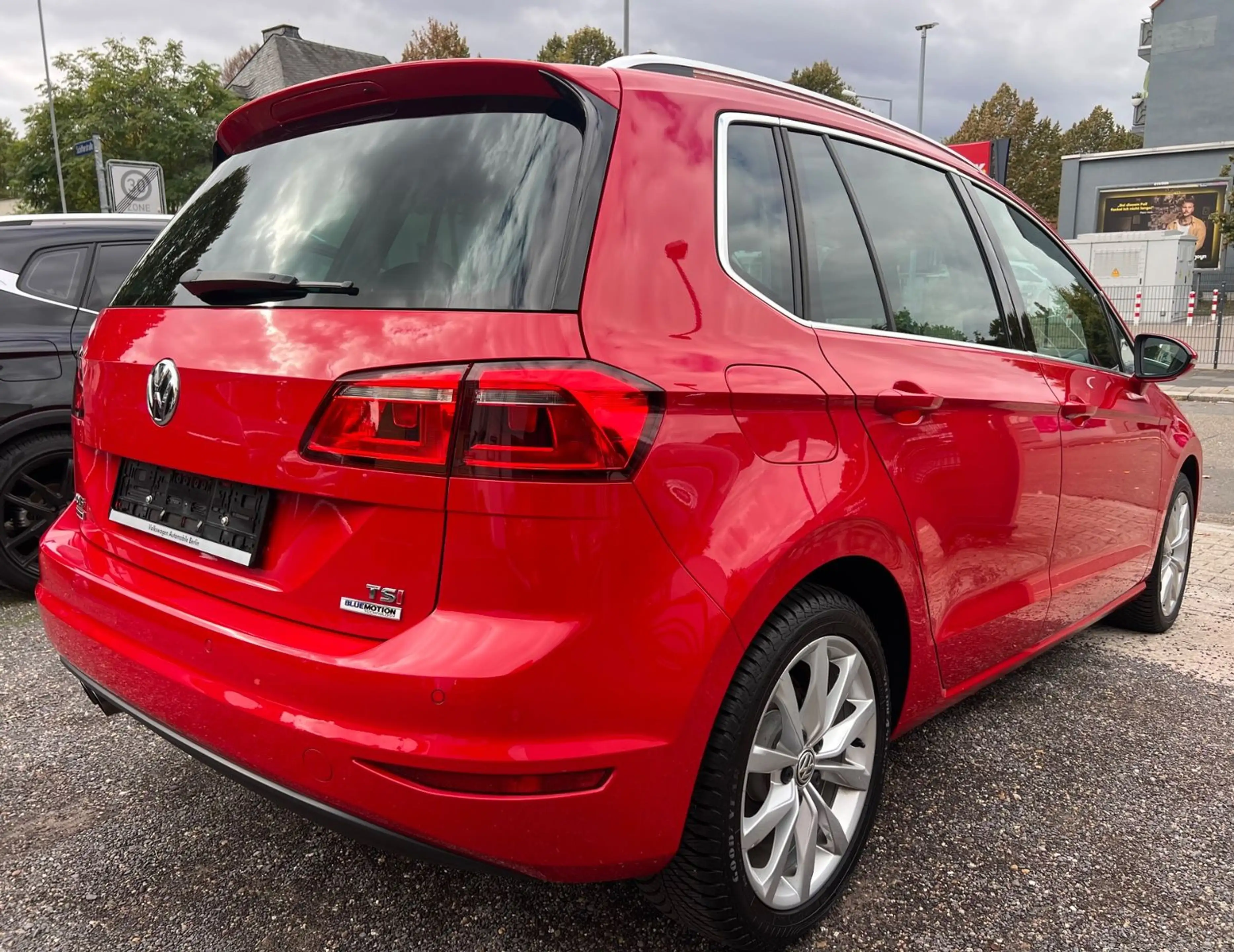 Volkswagen Golf Sportsvan 1.4 TSI 92kW DSG Highline*1.Hand* — photo 7