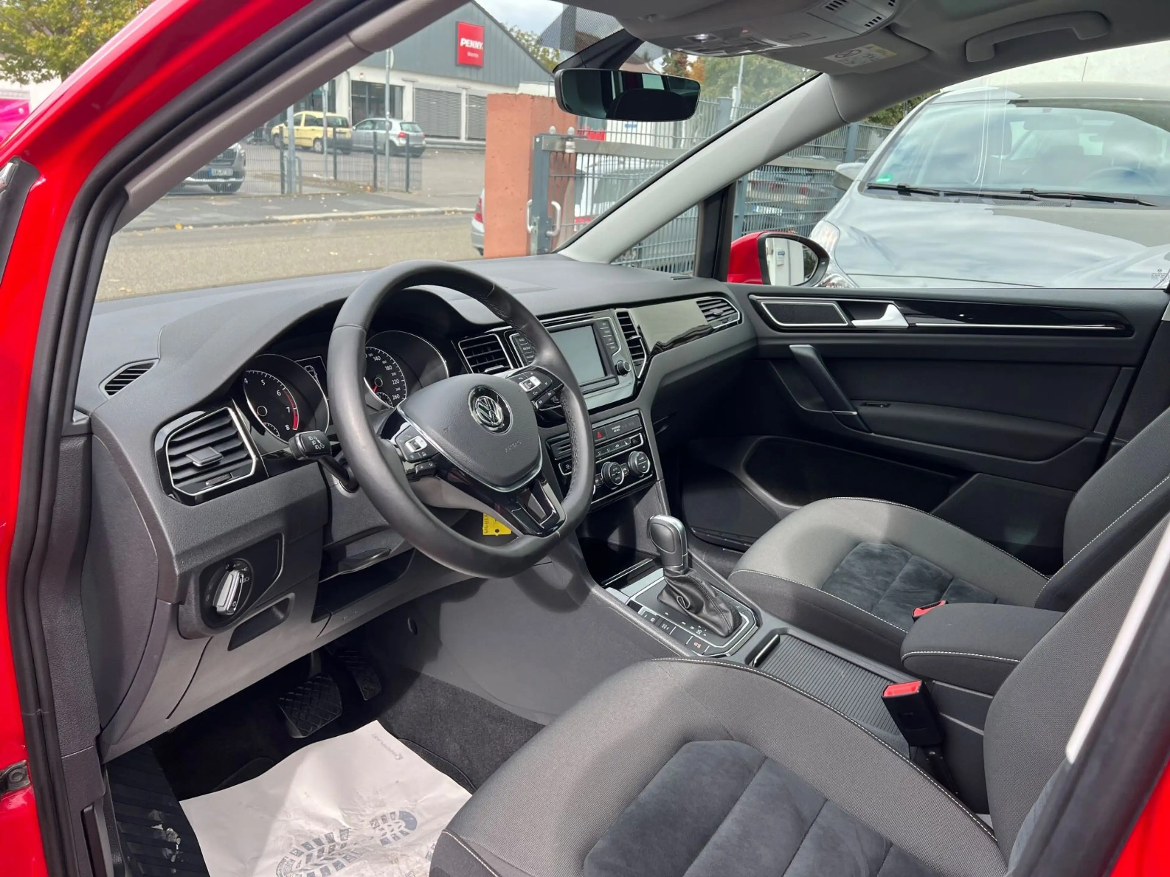 Volkswagen Golf Sportsvan 1.4 TSI 92kW DSG Highline*1.Hand* — photo 14