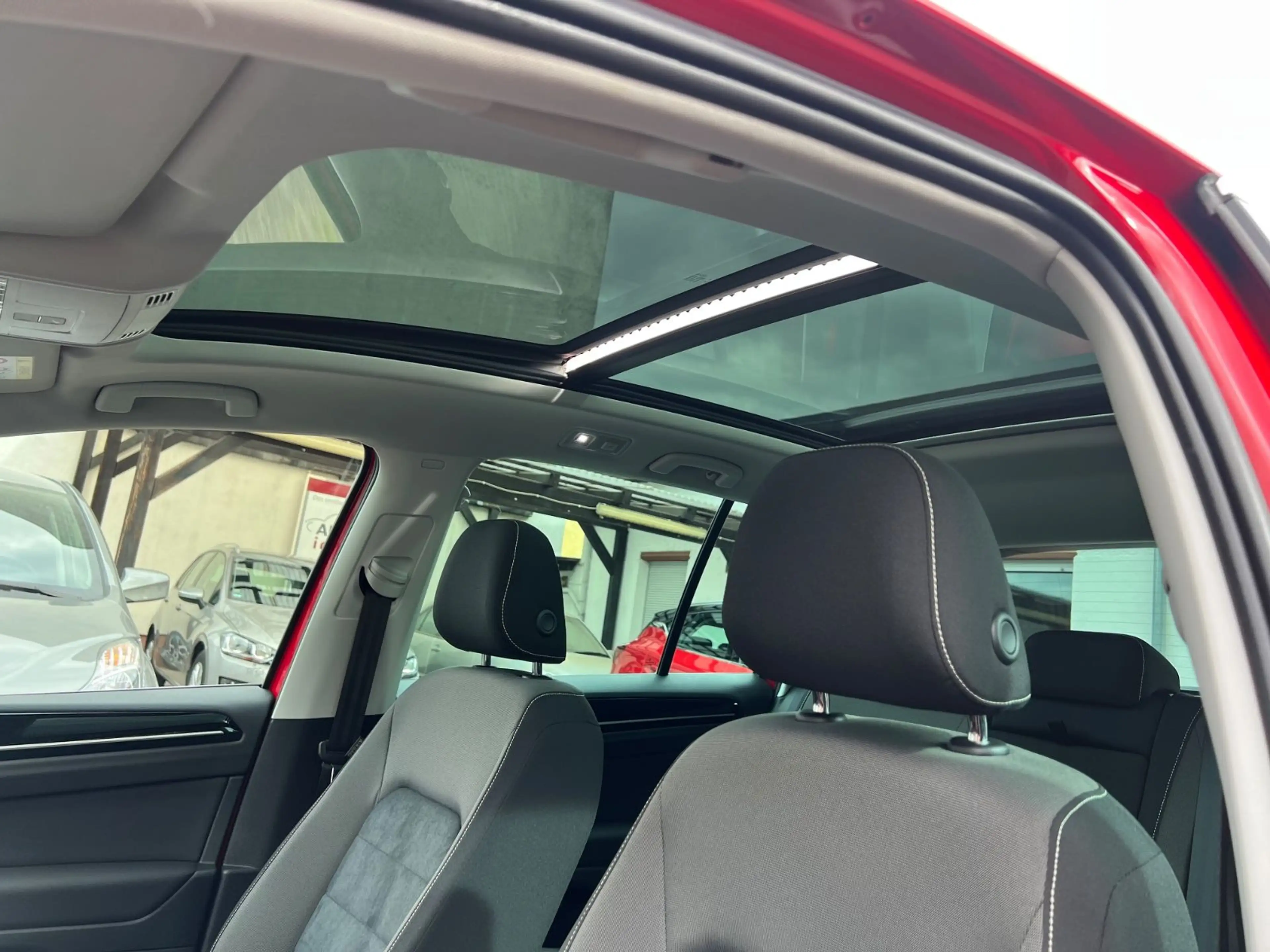 Volkswagen Golf Sportsvan 1.4 TSI 92kW DSG Highline*1.Hand* — photo 15