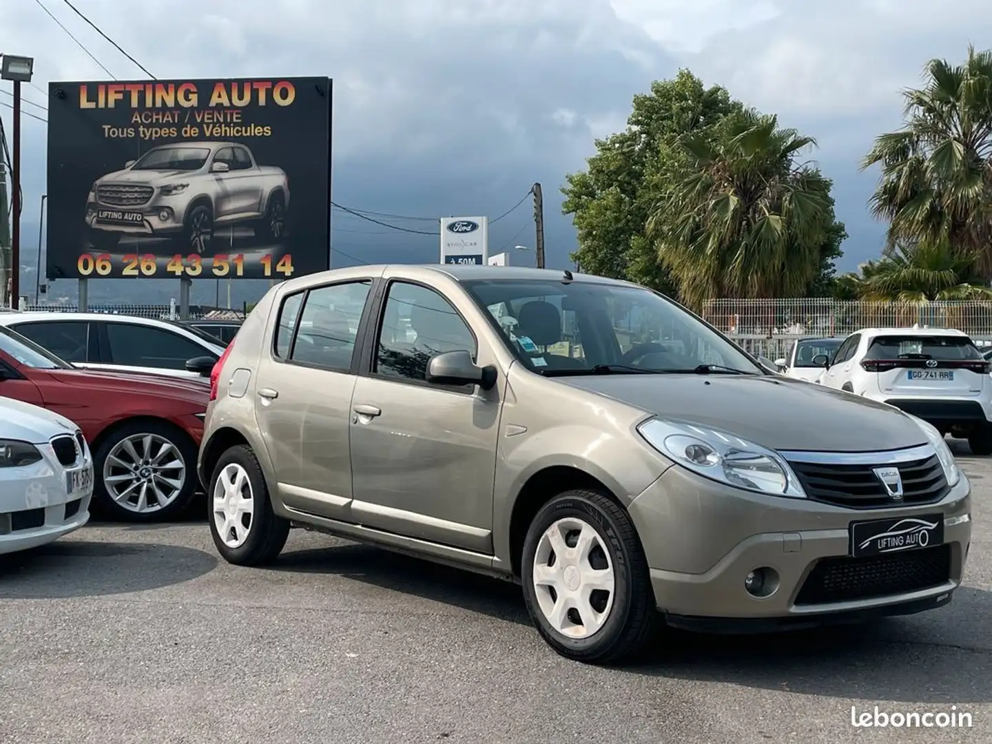 Dacia Sandero 1.5 DCi 70ch Laureate - 2