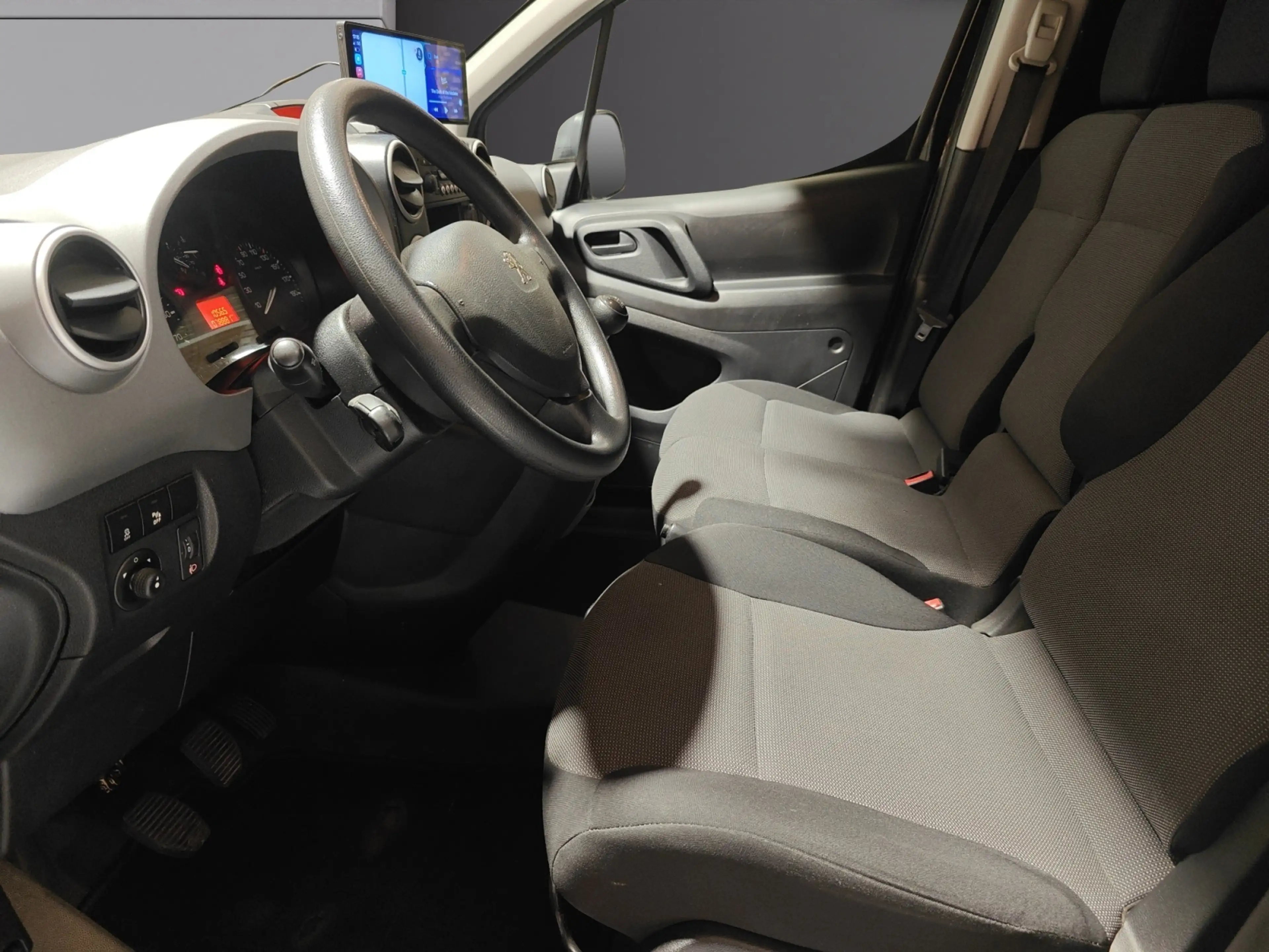 Peugeot Partner Partner 1.6 16V 98 VTi L1 Komfort Plus — photo 10