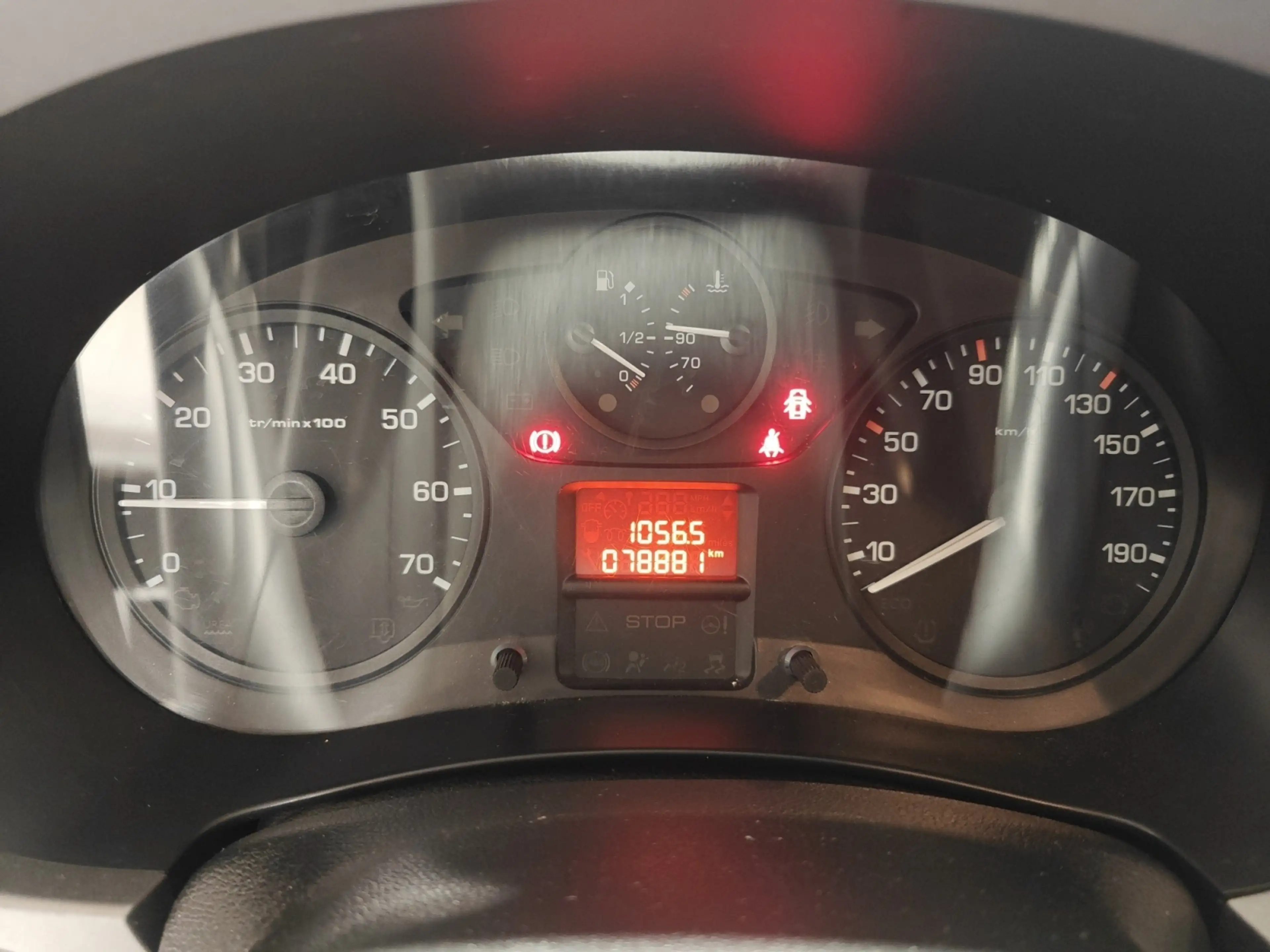 Peugeot Partner Partner 1.6 16V 98 VTi L1 Komfort Plus — photo 9