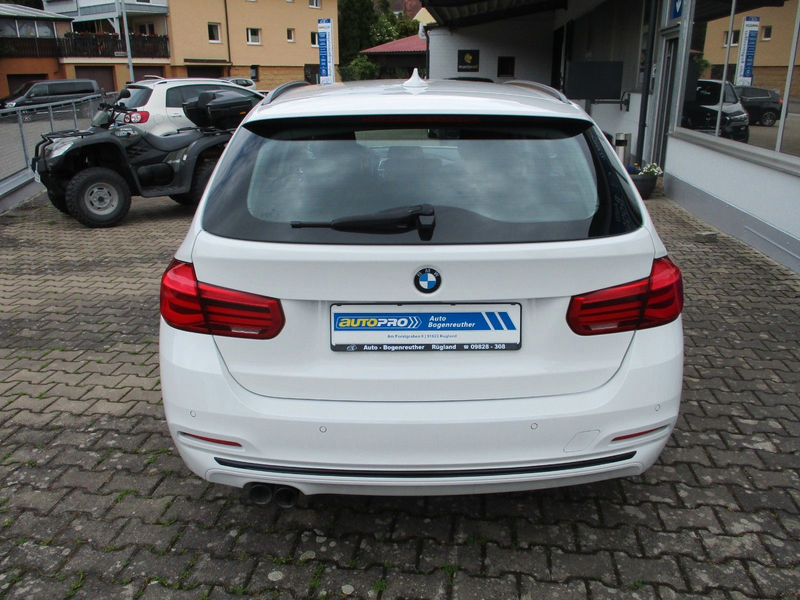 BMW 320 i Touring Sport Line+AHK+Navi+LED+gepflegt — photo 6