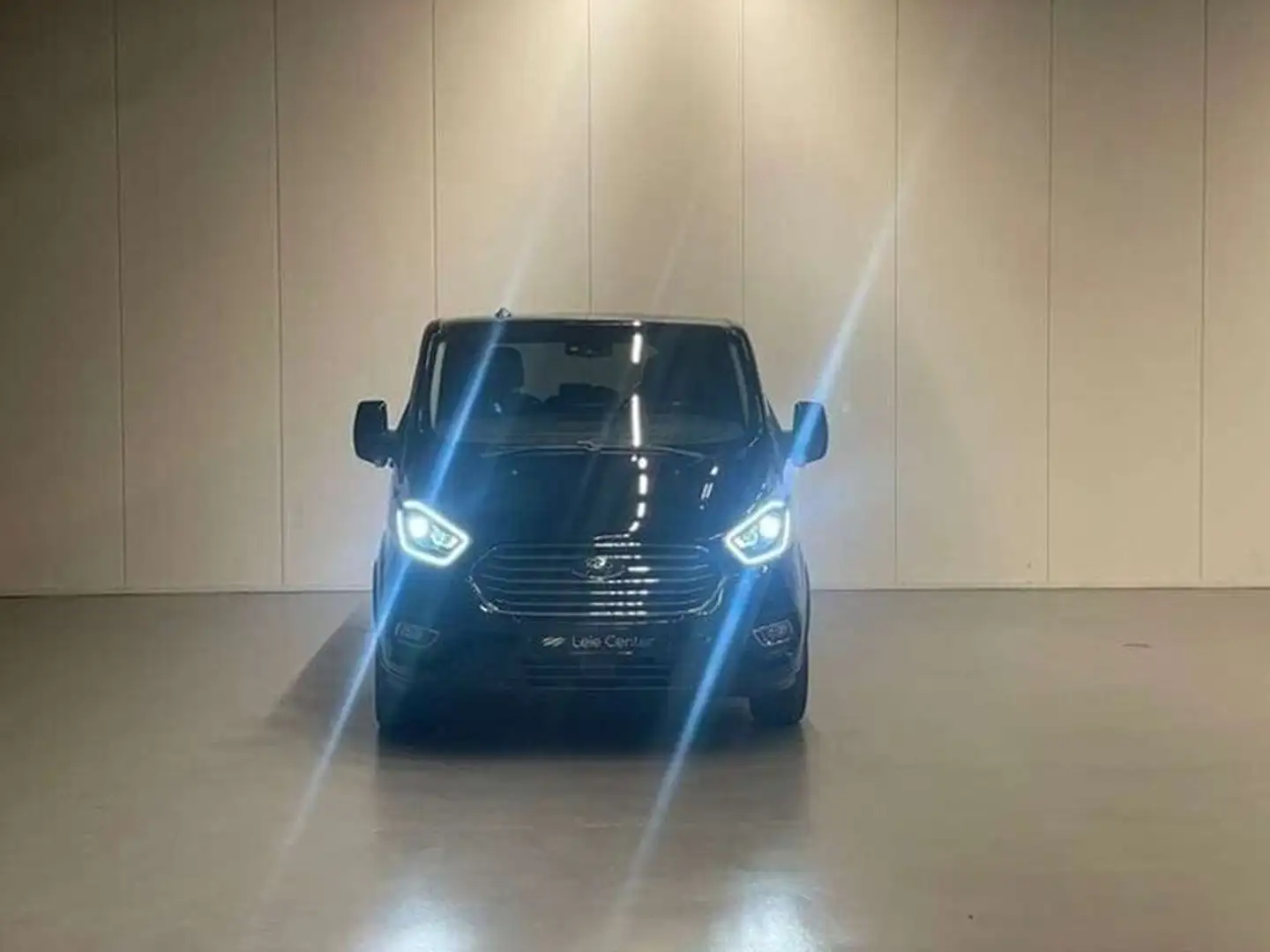 Ford Tourneo Custom TDCi L2H1 AUT - Minibus Negro - 2