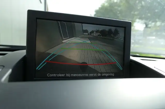 Peugeot 3008 view 8