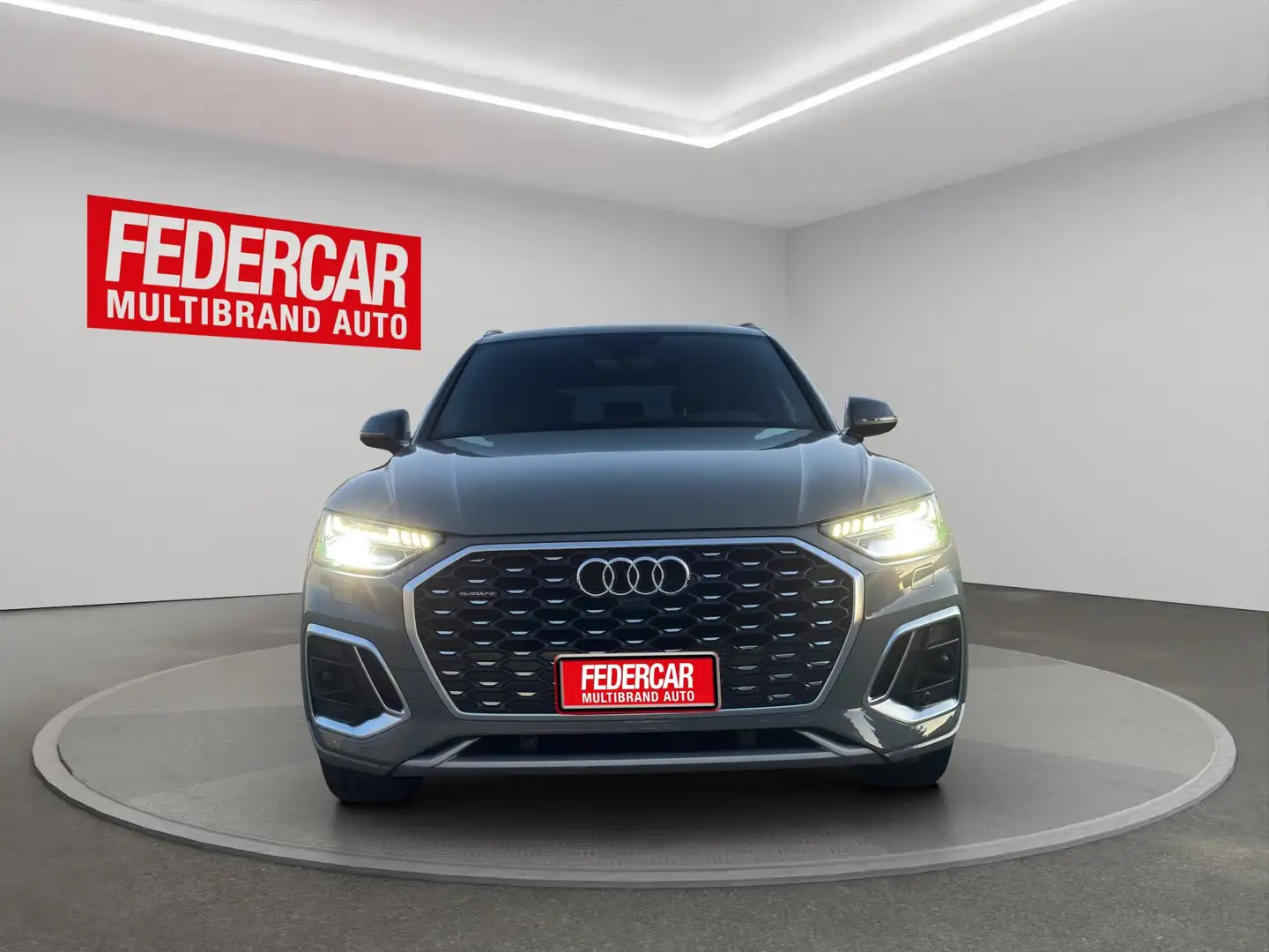 Audi Q5 Sportback 40 tdi Mhev S line Plus quattro s-tronic Gris - 2