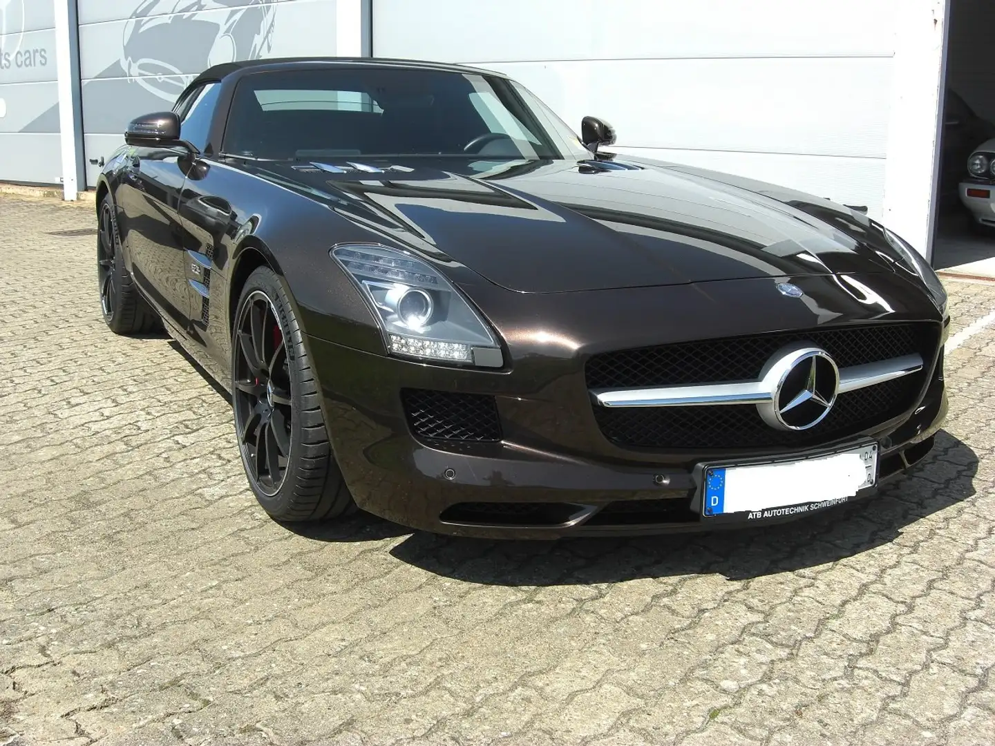 Mercedes-Benz SLS SLS 63 AMG Cabrio TOP ZUSTAND Unfallfrei Brun - 2