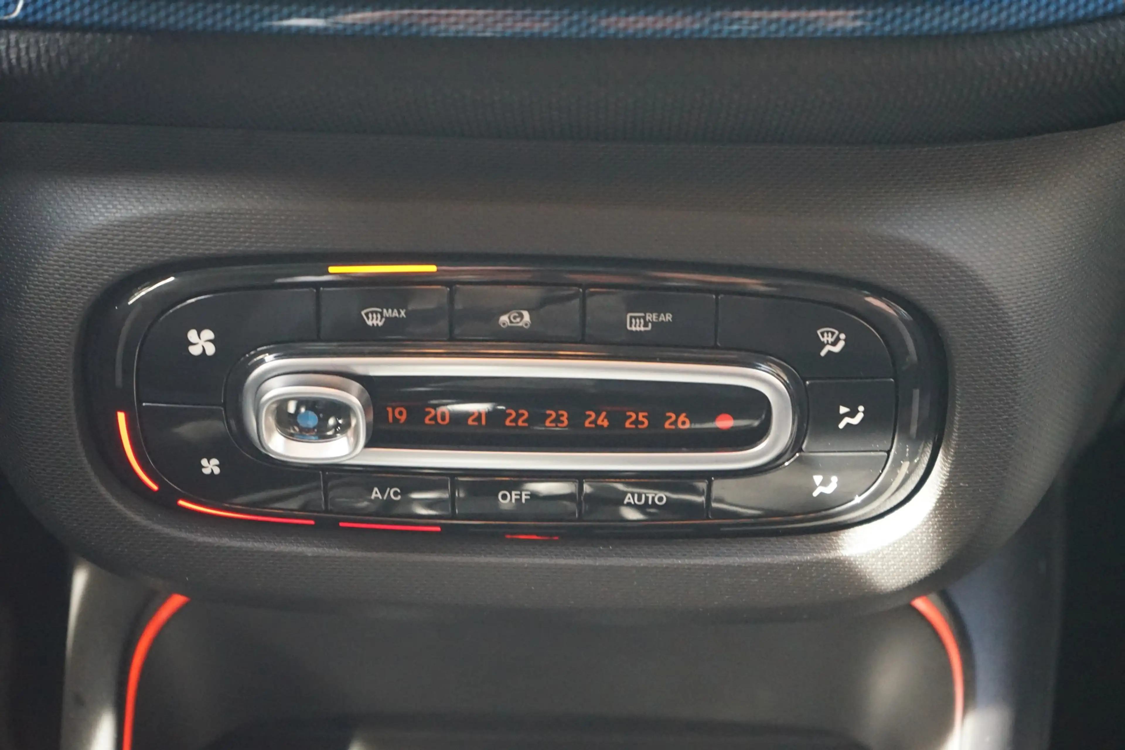 smart forFour forfour electric drive / EQ LED Kamera Klimaaut. — photo 15