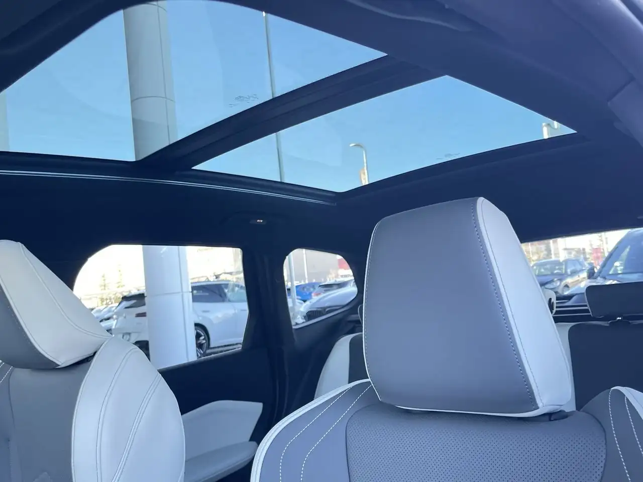 BMW X1 снимка BMW X1