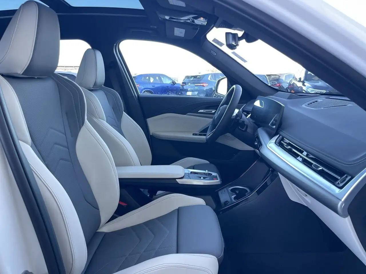 BMW X1 снимка BMW X1
