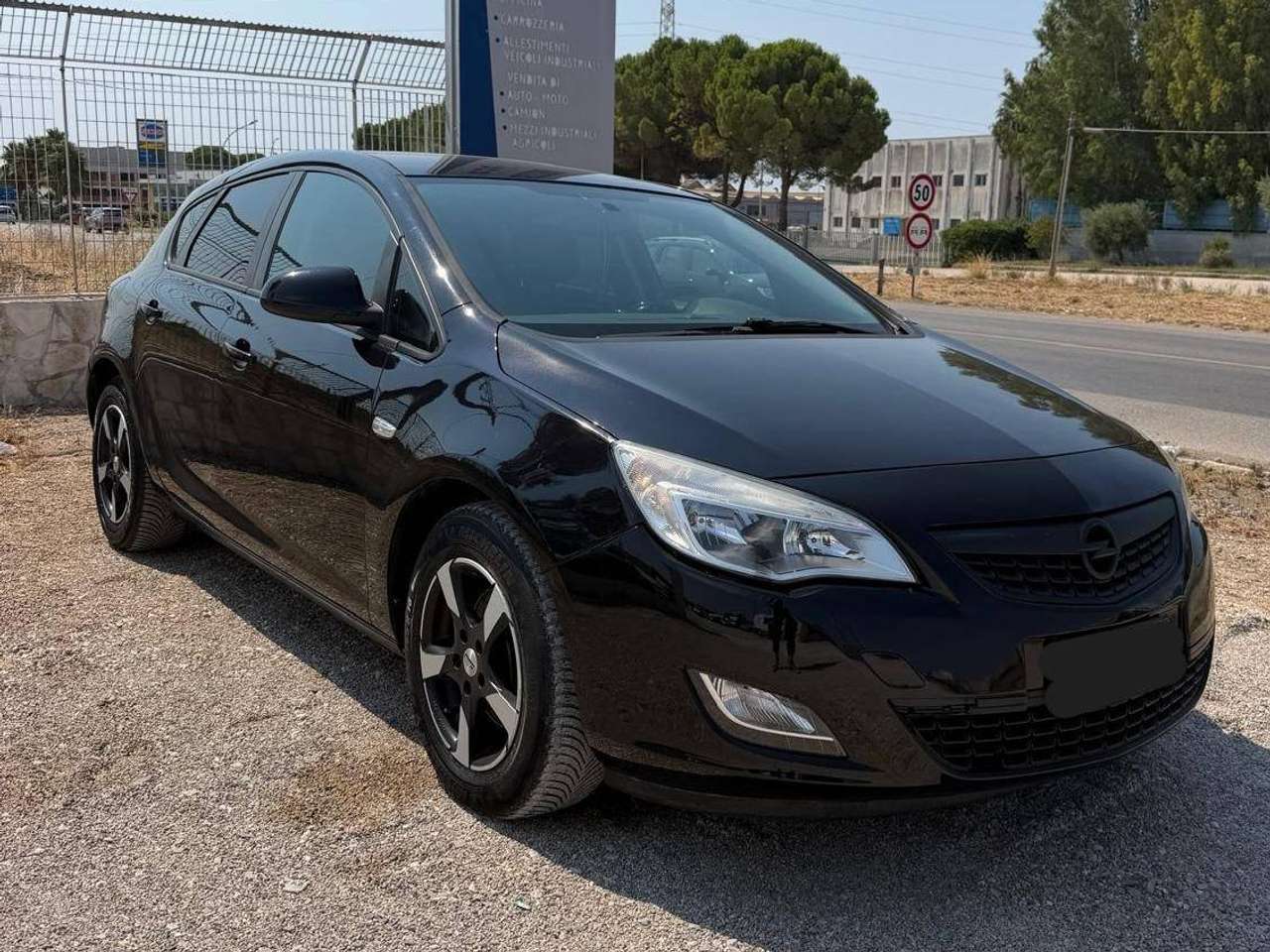 Opel Astra Astra IV 2010 5p 2.0 cdti Cosmo S 160cv