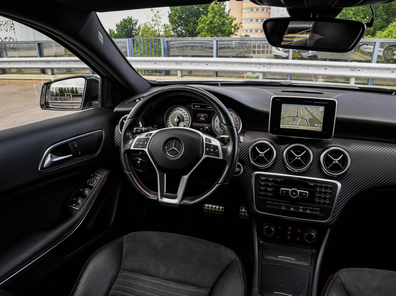 Mercedes-Benz A 180 AMG Night Edition | Automaat | Navigatie | Bi-xeno — photo 13