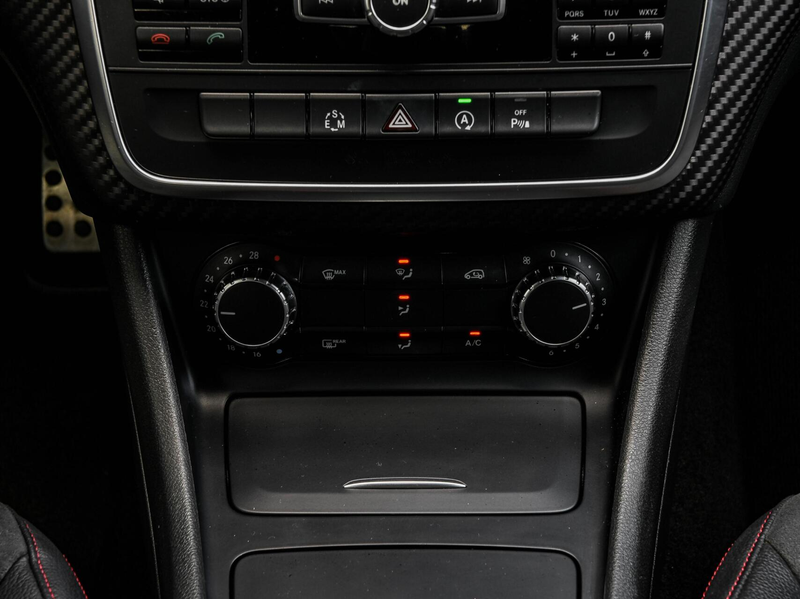 Mercedes-Benz A 180 AMG Night Edition | Automaat | Navigatie | Bi-xeno — photo 27