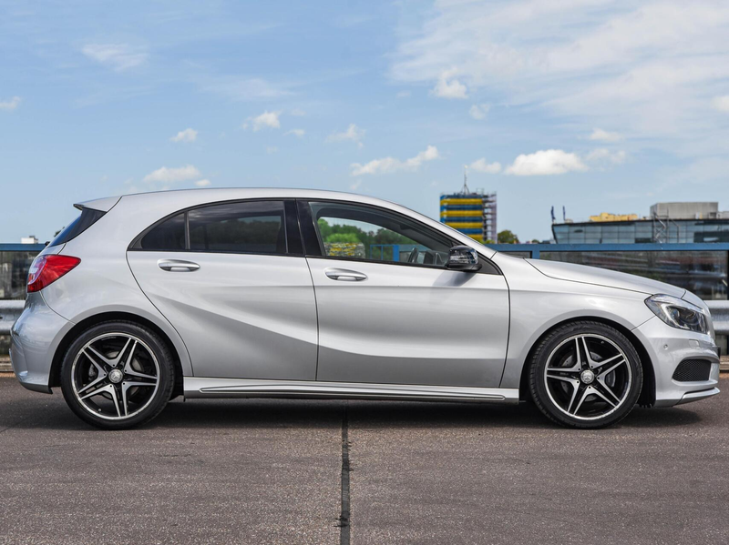 Mercedes-Benz A 180 AMG Night Edition | Automaat | Navigatie | Bi-xeno — photo 6