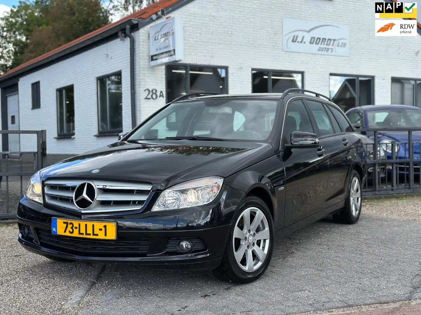 Mercedes-Benz C 180 Estate K BlueEFFICIENCY Business Edition Zwart - 1